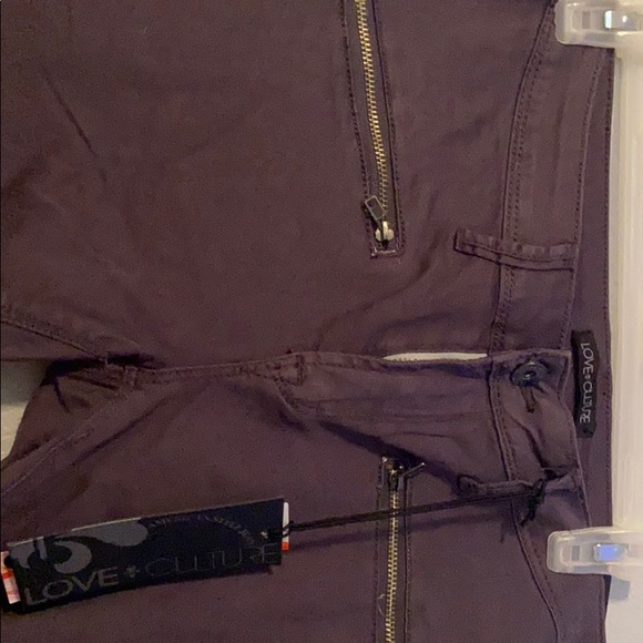 Jeans - Picture 4 of 4